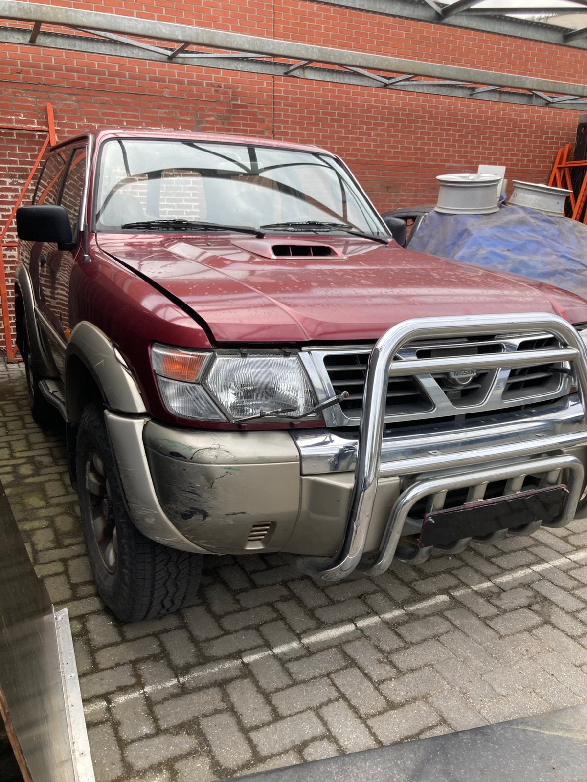 Nissan patrol, Enlèvement, Nissan