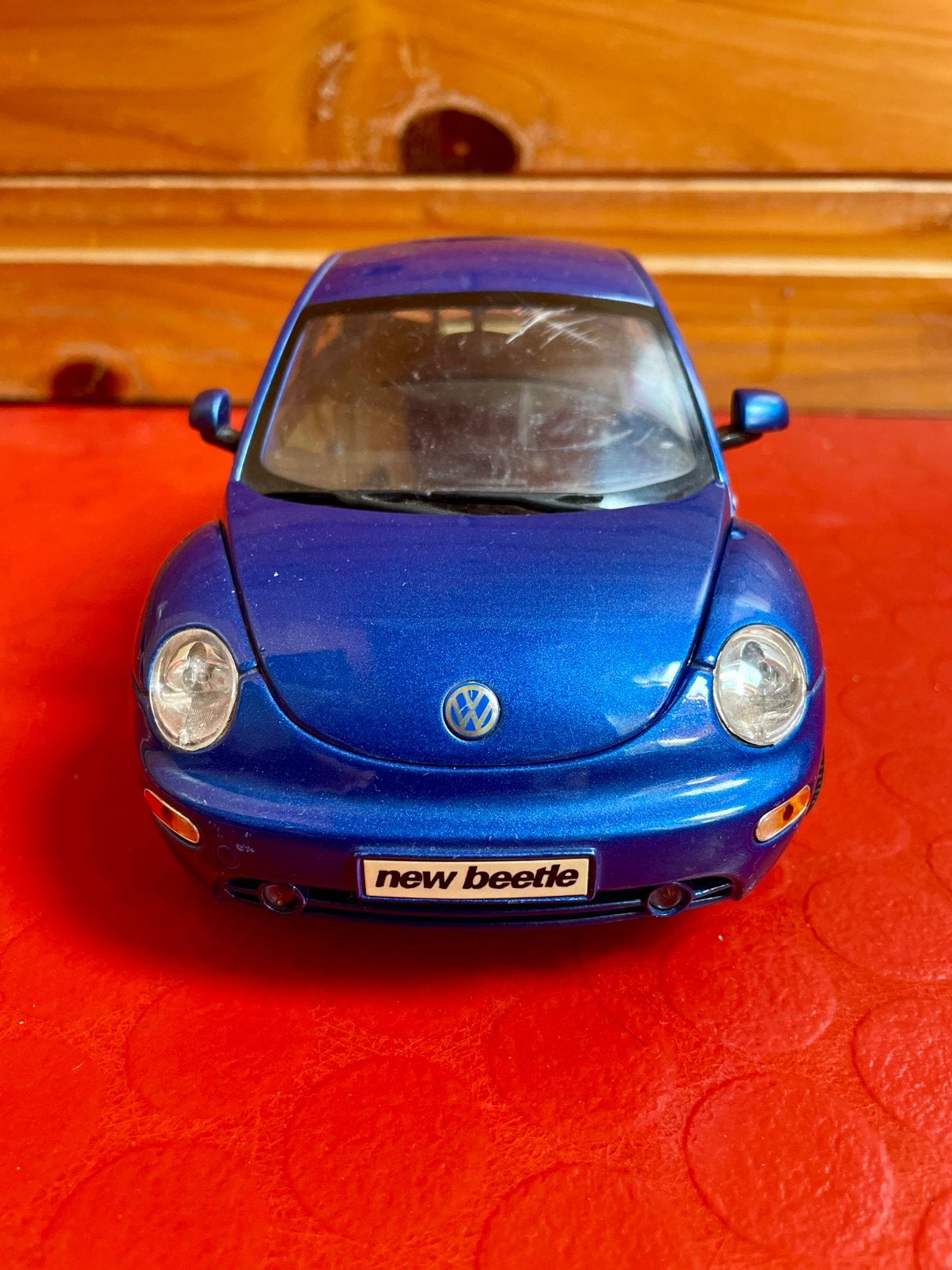 Maisto - Volkswagen new beetle - 1/18, Hobby & Loisirs créatifs, Voitures miniatures | 1:18, Enlèvement, Utilisé, Voiture, Maisto