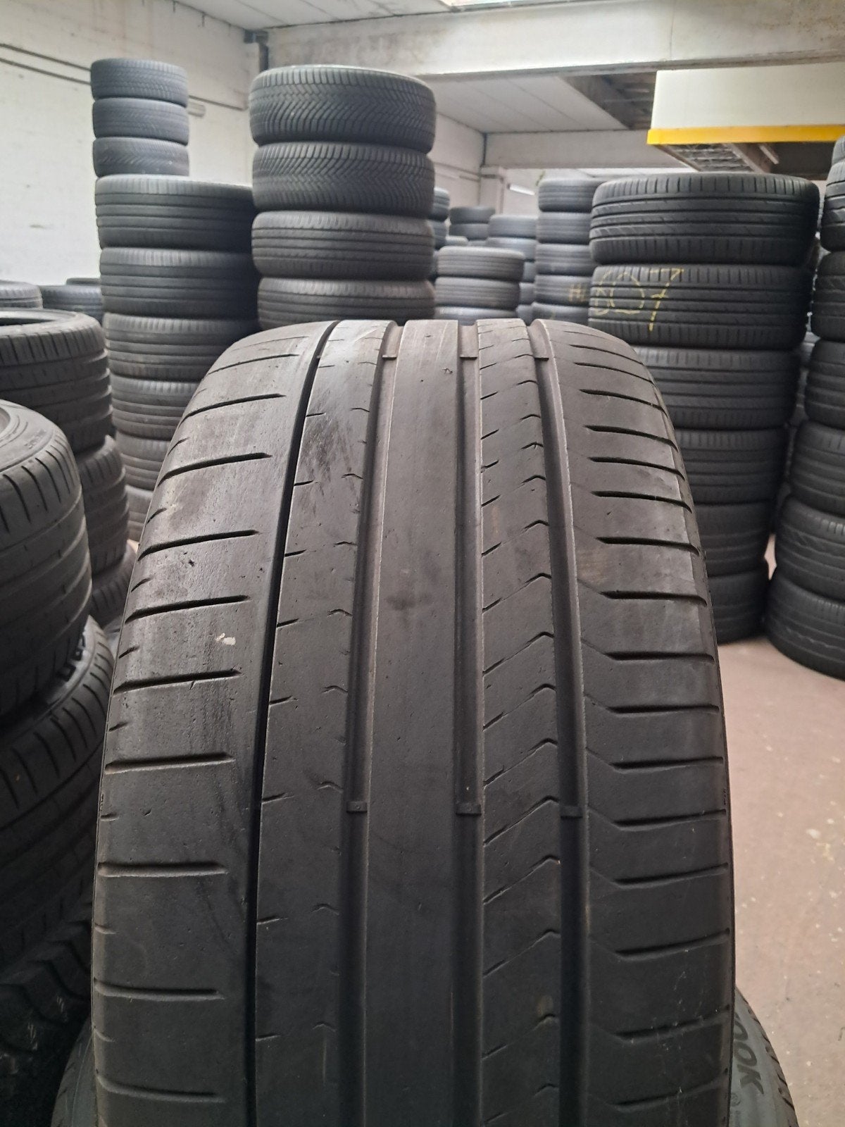 29540r21 295 40 r21 295/40/r21 PIRELLI Dunlop avec montage, Enlèvement ou Envoi
