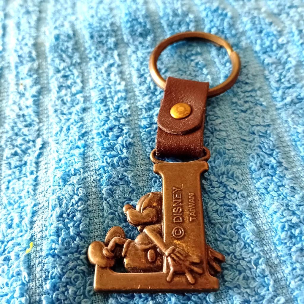 porte clés Disney  personnage Mickey, Collections, Enlèvement, Mickey Mouse, Comme neuf, Autres types
