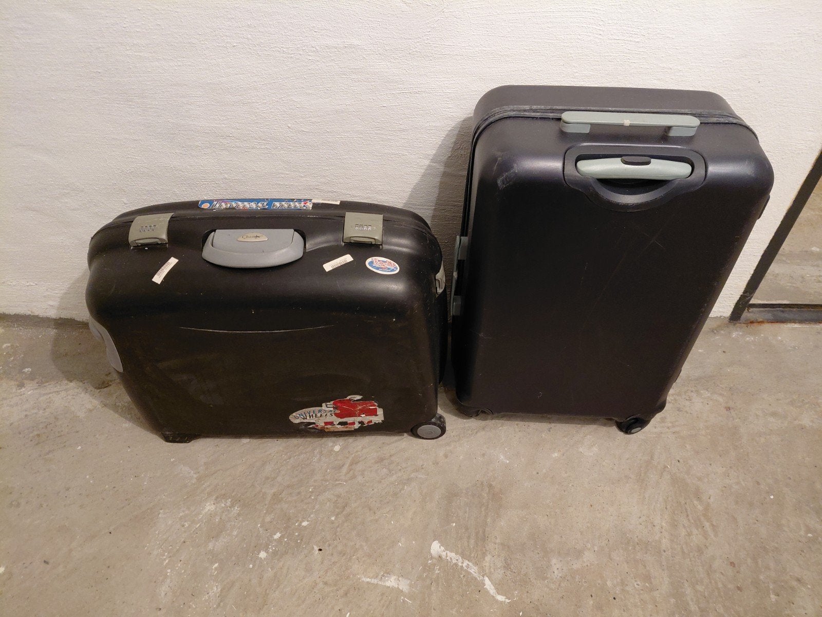 Div koffers 2 zacht 2hard tezamen 40 euro, Ophalen, Gebruikt, Hard kunststof
