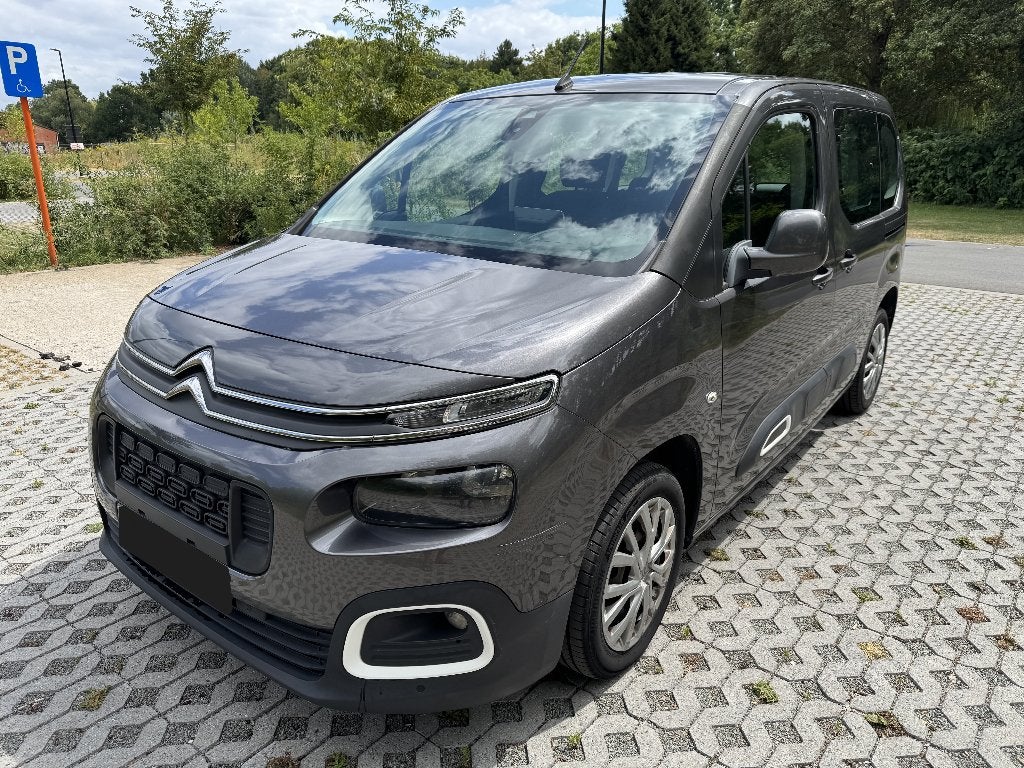 Citroen Berlingo 1.2 benzine 5 zit met 142000 km, Voorwielaandrijving, 1199 cc, Berlingo, 5 deurs