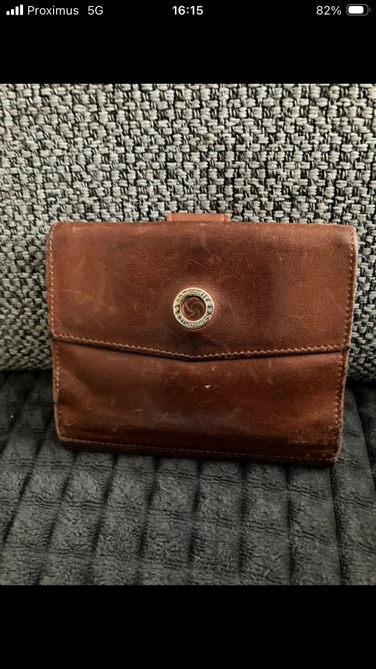 Portemonnee / portefeuille leer samsonite 11,8 x 9,8 cm, Handtassen en Accessoires, Portemonnees, Ophalen of Verzenden, Gebruikt