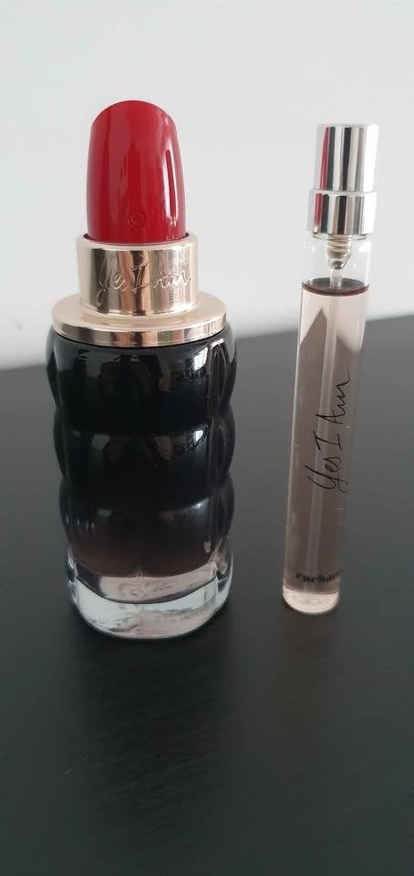 CACHAREL YES I AM-Eau de parfum 50ml + vapo voyage 10ml, Enlèvement, Neuf