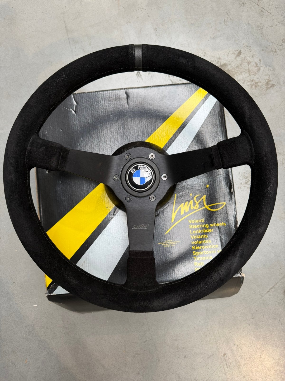 E36 luisi stuur + momo naaf + bmw knop, Auto-onderdelen, Ophalen