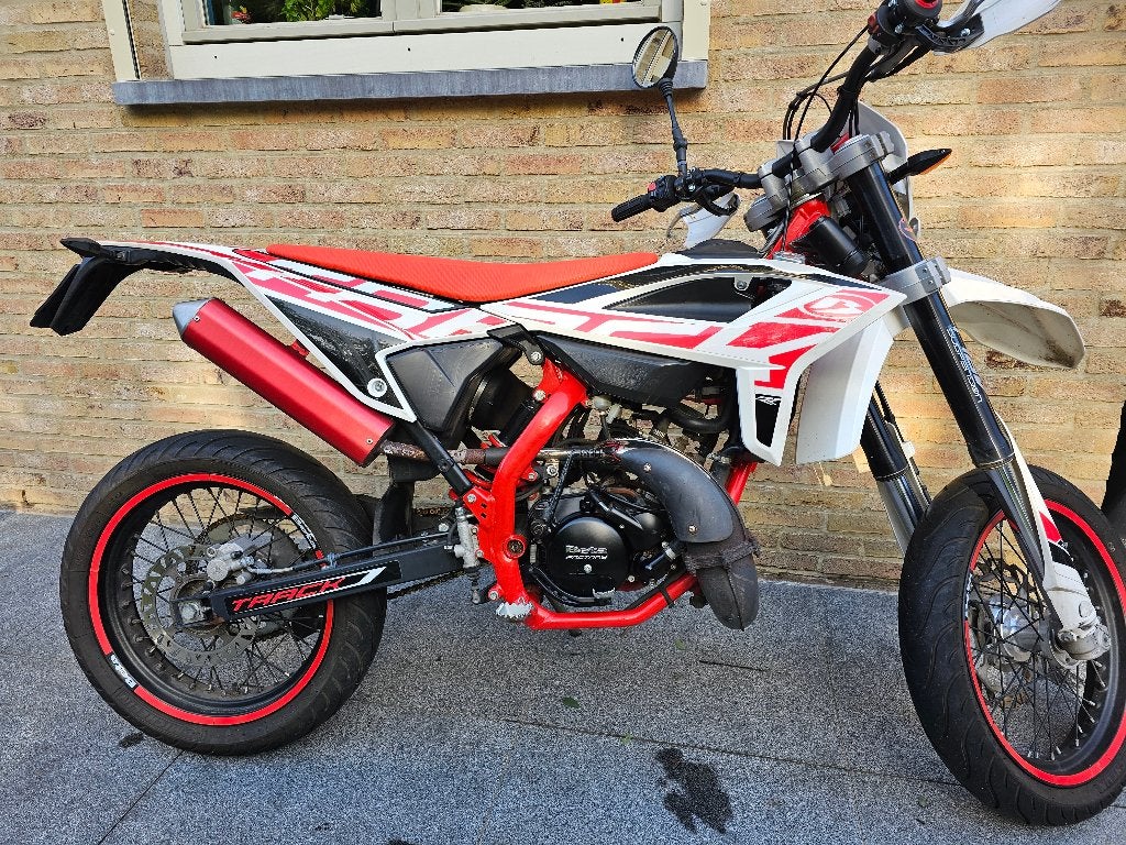 Brommer Beta Track 50cc, 6 versnellingen, Zo goed als nieuw, 50 cc, Ophalen