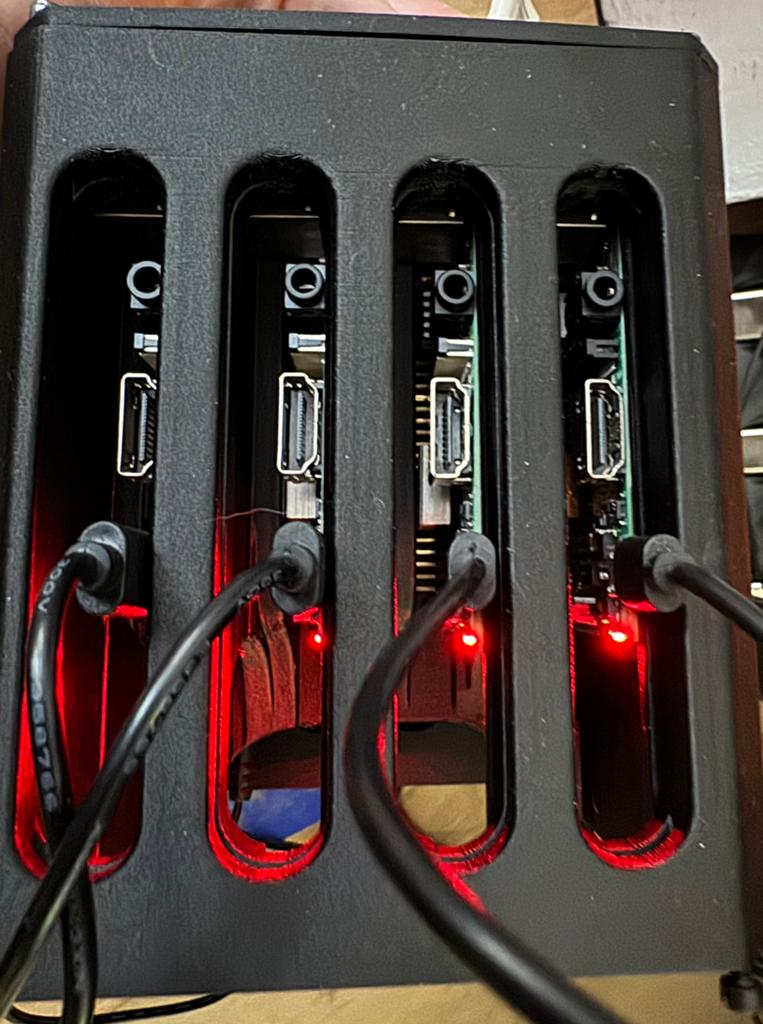 Cluster 4x Raspberry Pi 3B case PETG Carbone + Switch + RJ45, Computers en Software, Ophalen of Verzenden, Zo goed als nieuw