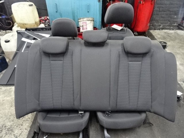 INTERIEUR COMPLET Audi A4 (B9) (8W0881105M), Autos : Pièces & Accessoires, Mevr. I. Hauben, Audi, Utilisé, Rue de l'Espoir 34 34
4030  GRIVEGNÉE, BE