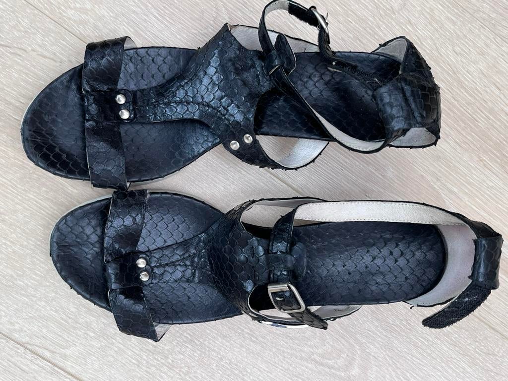 Chaussure noire élégante, Neuf, Enlèvement ou Envoi, Chaussures à haut talons, Noir