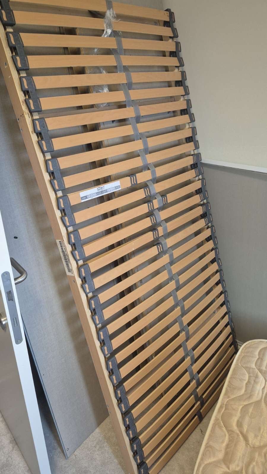 Bed 1 persoons, Ophalen, Hout