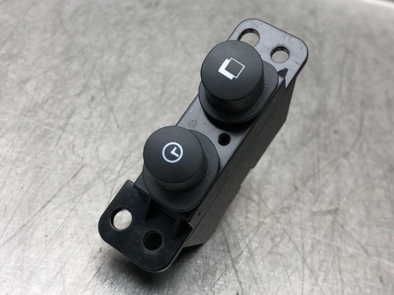SCHAKELAARS DIVERSEN Nissan Note (E12) (01-2012/12-2016), Gebruikt, Nissan