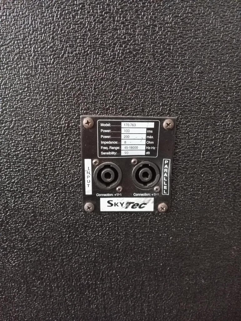 PA-luidspreker van het merk Skytec 200w, Ophalen