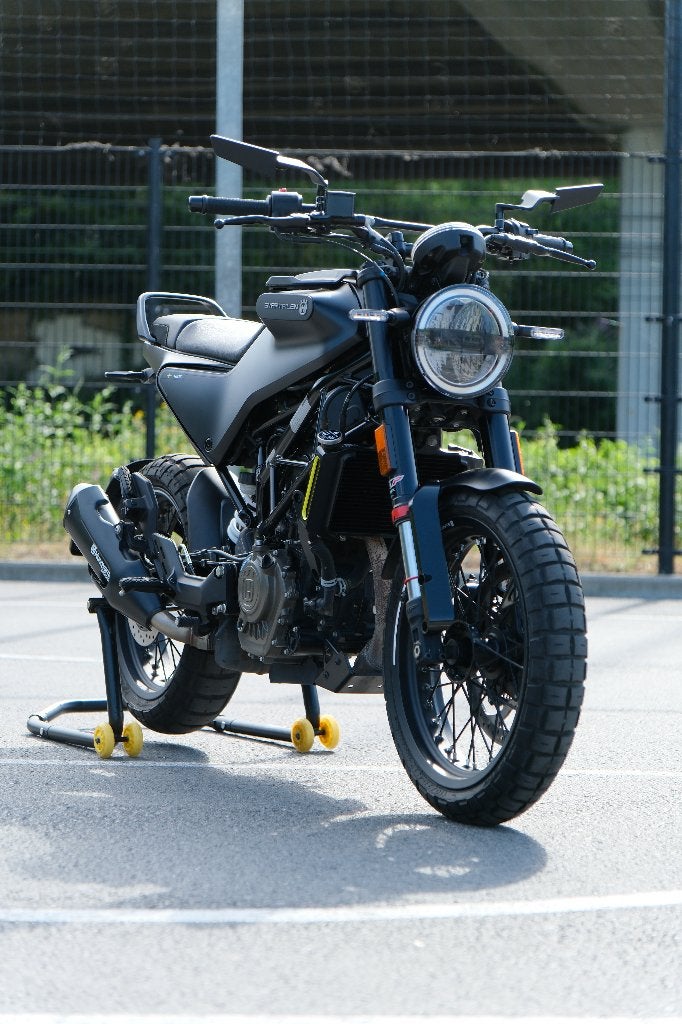 Husqvarna Svartpilen 125, Motoren, LED Verlichting, Occasion, Particulier, 125 cc