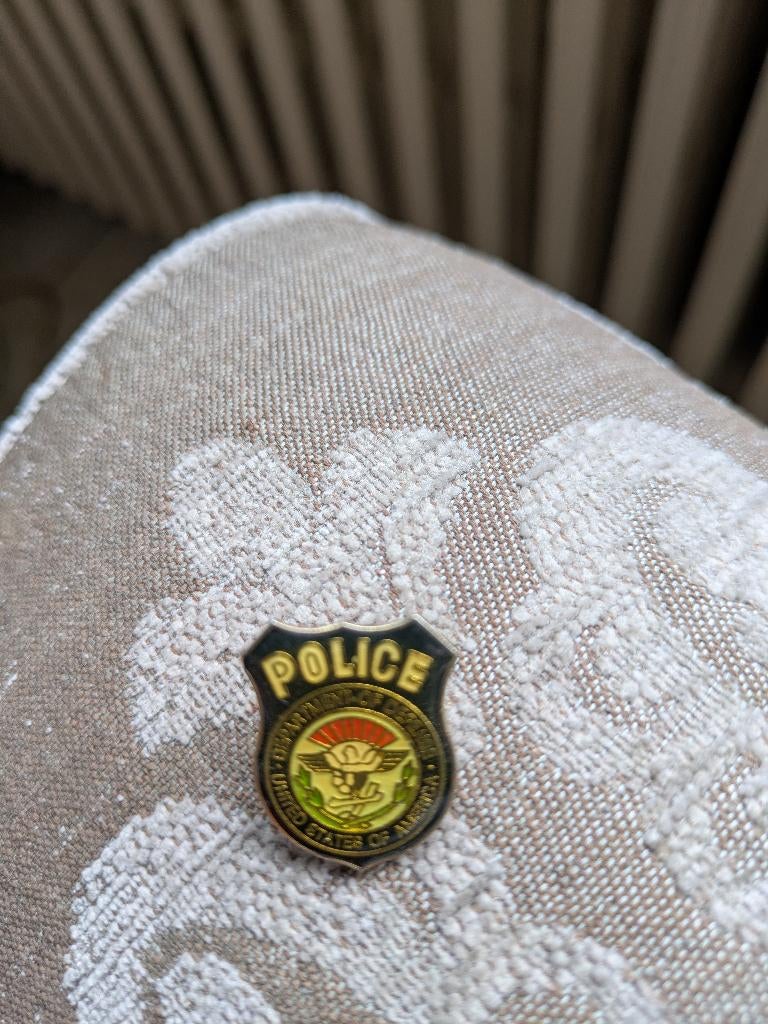 Police pin, Verzamelen, Ophalen of Verzenden, Rijkswacht, Overige typen