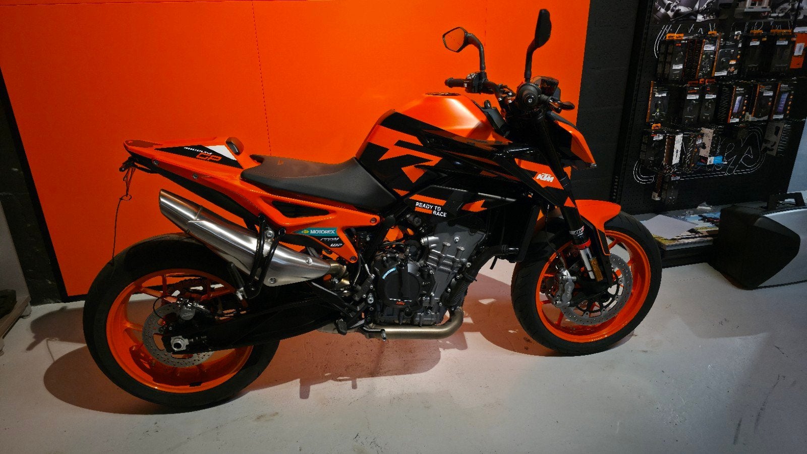 KTM 890 Duke GP, Motos, Entreprise, Occasion, KTM, Info@dam-racing.be