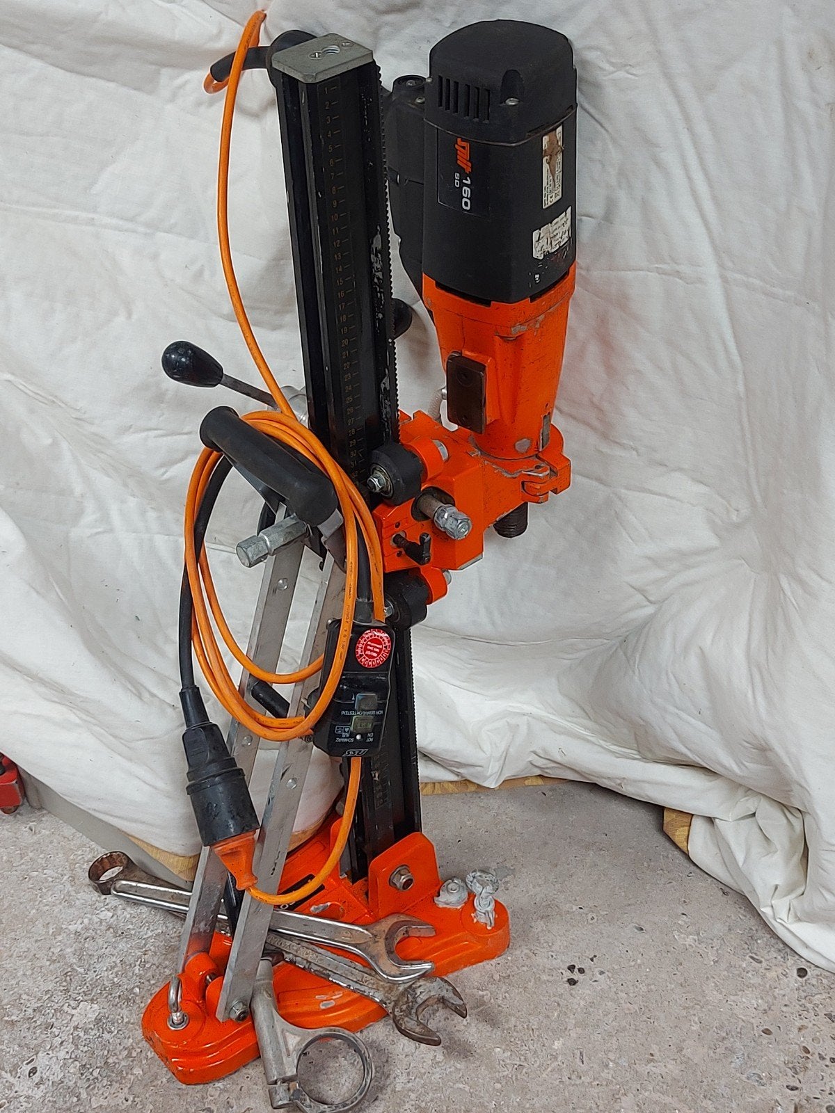 Spit SD160 avec trépied Split Trix 160
carotteuse et support, Enlèvement