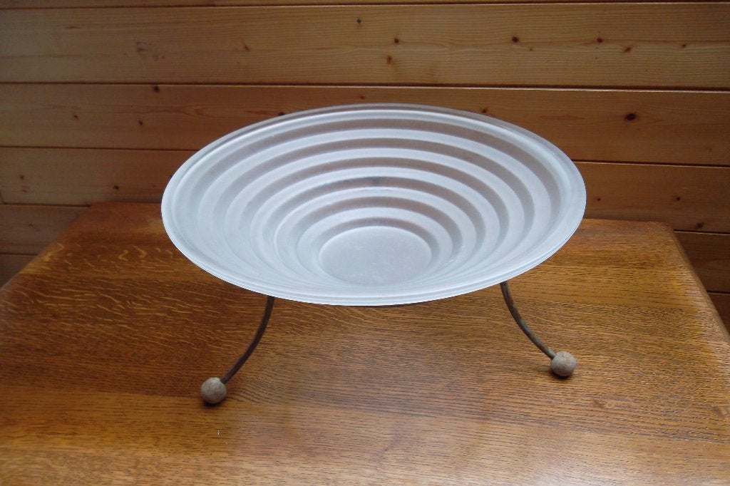 Ronde glazen schaal op voet, Maison & Meubles, Accessoires pour la Maison | Plataux & Paniers, Enlèvement ou Envoi, Rond, Comme neuf