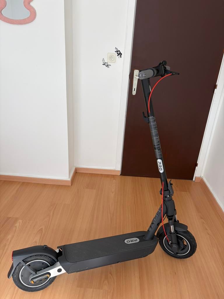 Trotinette xiaomi, Vélos & Vélomoteurs, Trottinettes, Enlèvement ou Envoi, Comme neuf