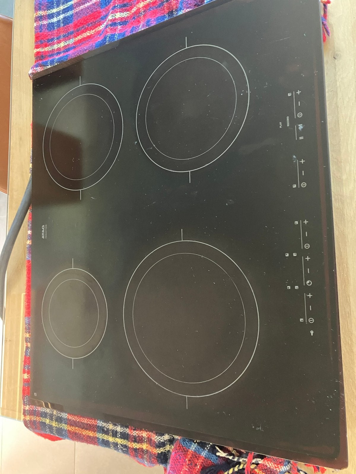 Cuisinière à induction encastrée Atag, Enlèvement, Encastré, Induction