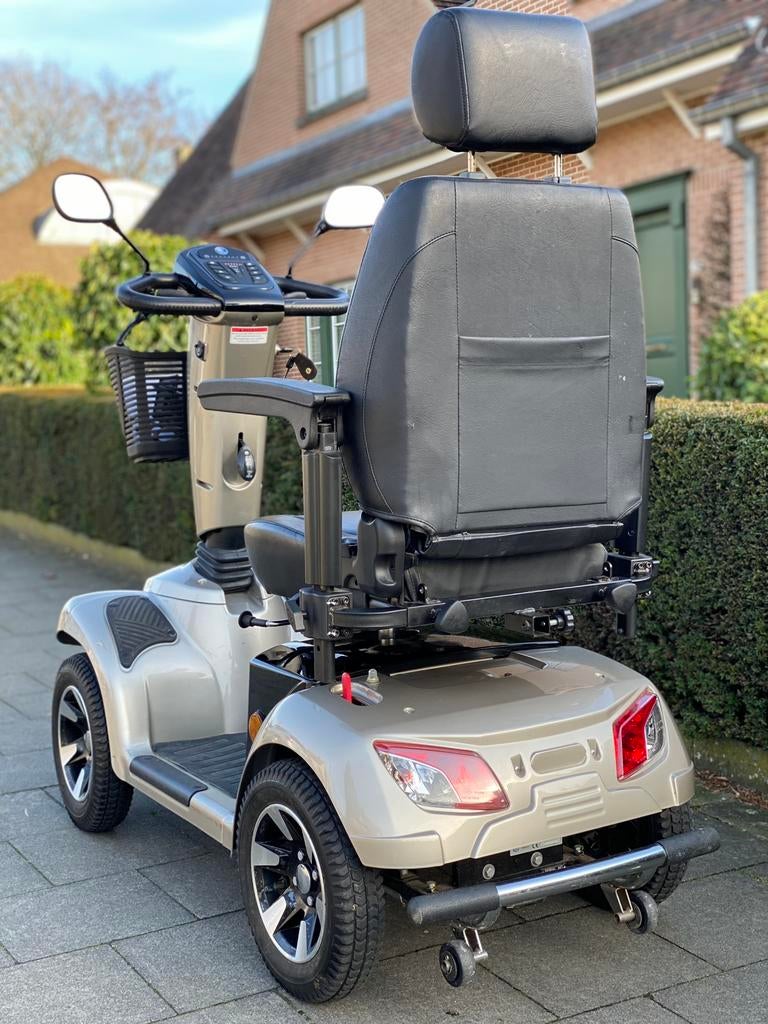 Scootmobiel Vermeiren Carpo 4 Bon état Voiturette électrique, Enlèvement ou Envoi, Pliant, Comme neuf, Fauteuil roulant électrique