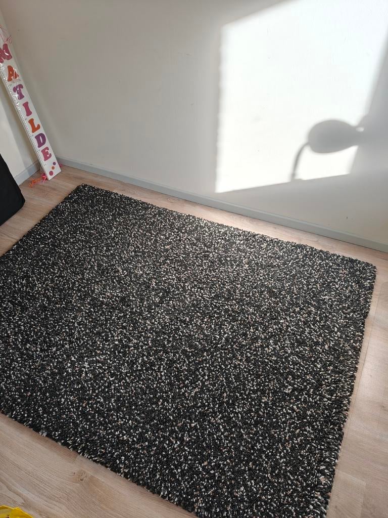 Zwart/wit Vindum tapijt Ikea 133x180, Enlèvement, Noir