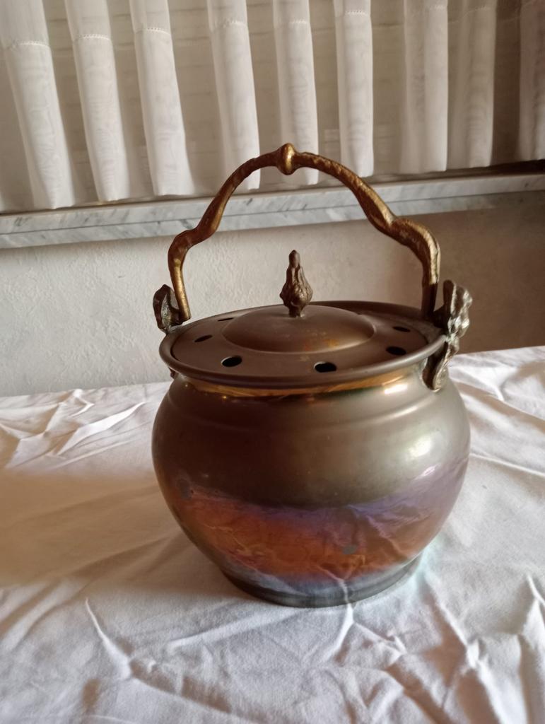 Koperen pot met draagbeugel, Ophalen, Koper