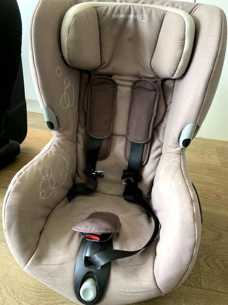 Draaibare autostoel Bebe Confort Axiss, Kinderen en Baby's, Autostoeltjes, Zo goed als nieuw, Overige merken, 9 t/m 18 kg, Autogordel