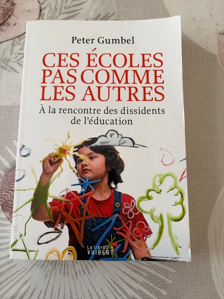 Ces écoles pas comme les autres, Livres, Enlèvement ou Envoi, Comme neuf