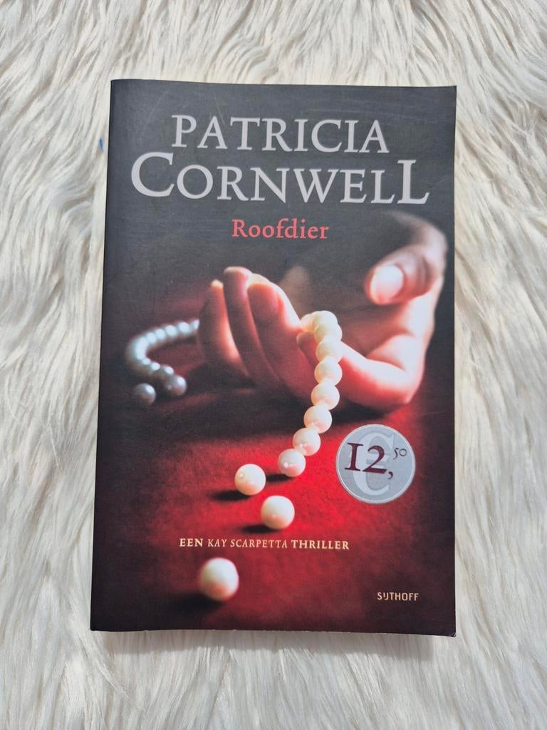 Boek: Patricia Cornwell - Roofdier, Ophalen of Verzenden, Zo goed als nieuw, Patricia Cornwell