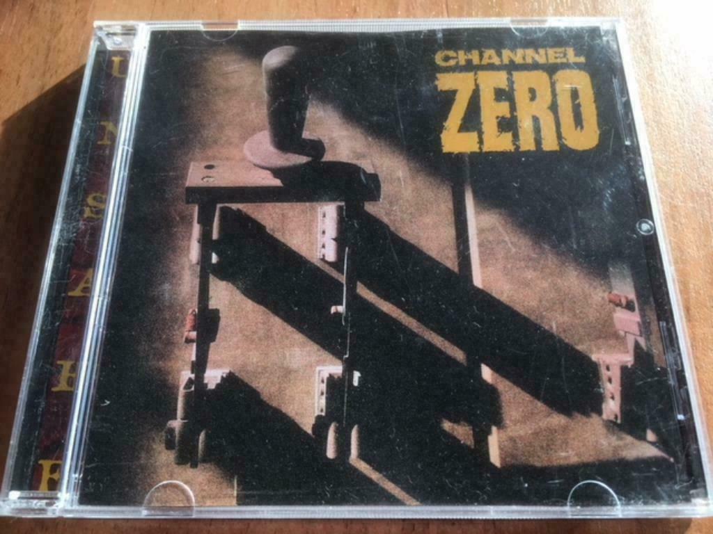 CD channel zero: unsafe - in zeer goede staat!, Verzenden