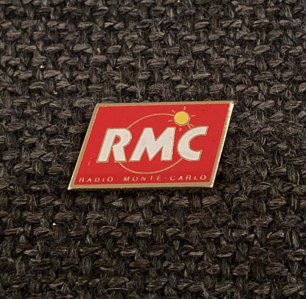PIN - RMC - RADIO MONTE CARLO, Verzamelen, Verzenden, Gebruikt, Overige onderwerpen, Speldje of Pin
