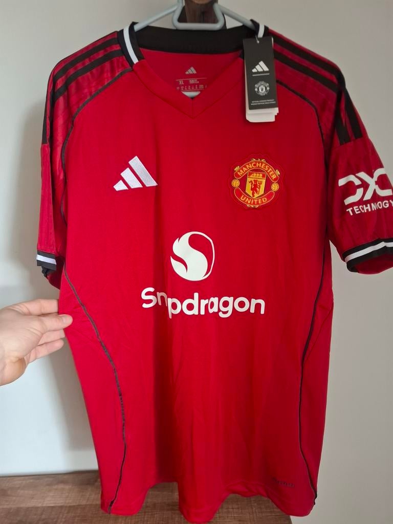 Maillot  Manchester united 2025-2026. Xl, Sports & Fitness, Enlèvement ou Envoi, Maillot