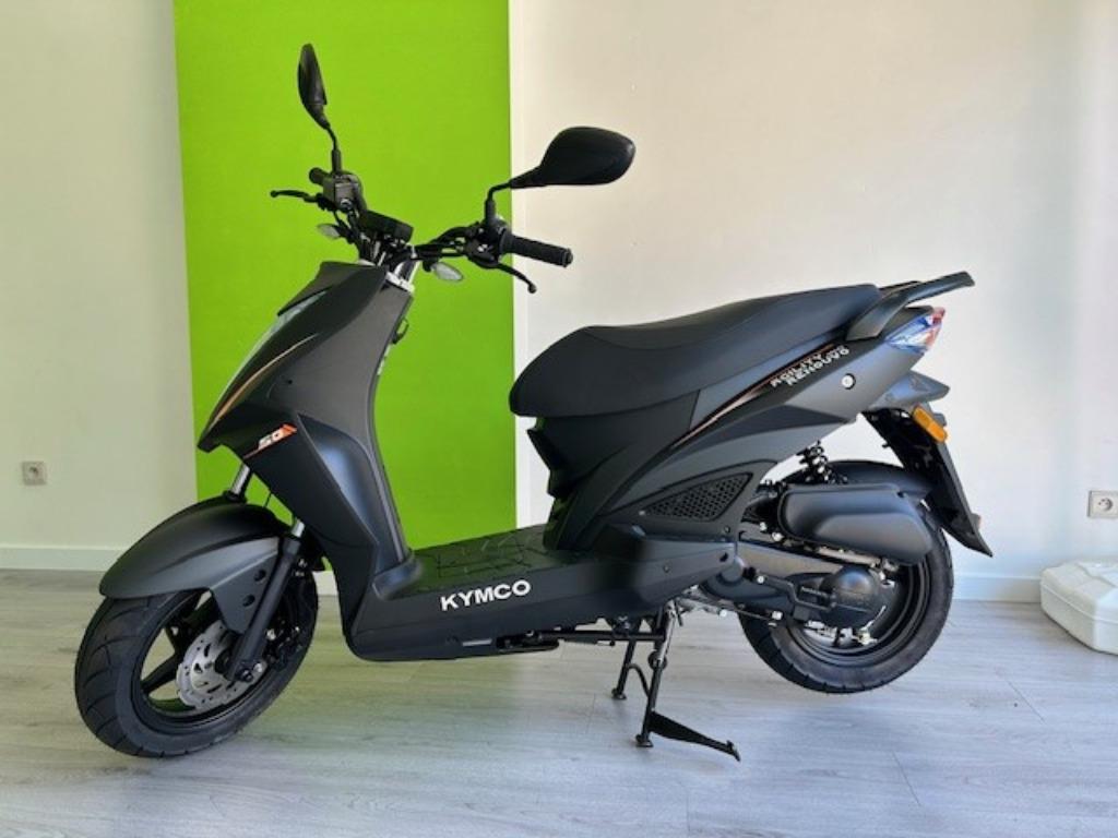 Kymco scooter NIEUW B-klasse Renouvo, Fietsen en Brommers, Ophalen, Overige modellen, Kymco, Nieuw