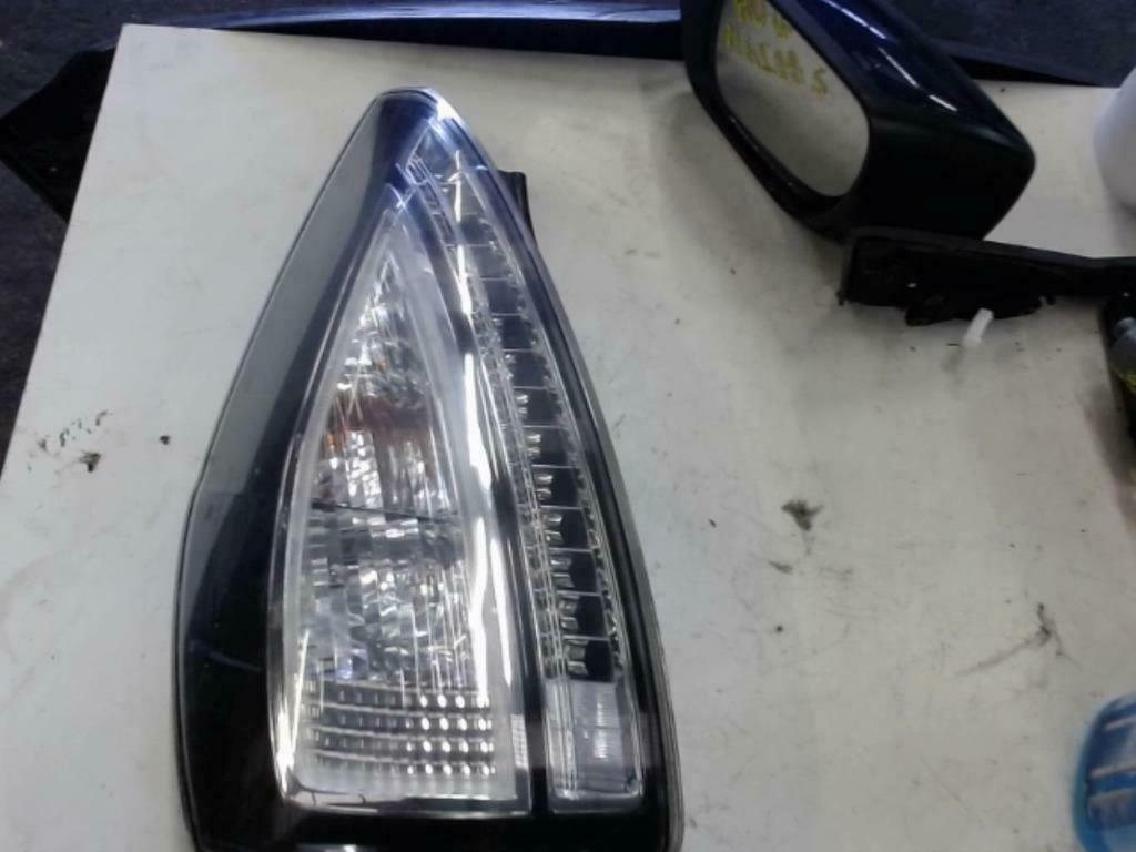 feu arriere  gauche  mazda  5, Auto-onderdelen, Verlichting, Mazda, Gebruikt, Ophalen of Verzenden