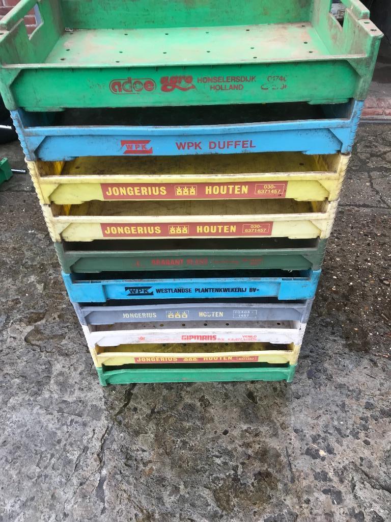 20 kunststof bakken., Enlèvement, Utilisé