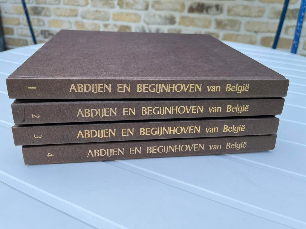 4 boeken”Abdijen en begijnhoven”, Boeken, Ophalen of Verzenden, Zo goed als nieuw