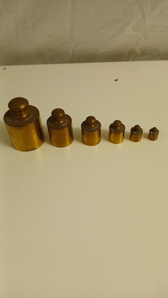 koperen gewichten-500/200/100/50/20/10 gram, Antiek en Kunst, Antiek | Gereedschap en Instrumenten, Ophalen