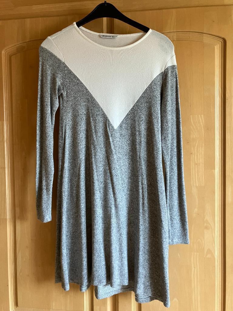 Jurk trekken, Kleding | Dames, Ophalen of Verzenden, Maat 36 (S), Grijs, Stradivarius