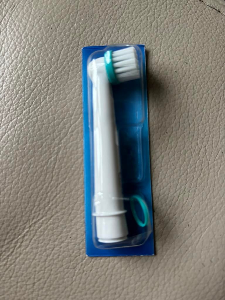 Opzetborstel Oral B (beugel), Ophalen of Verzenden, Nieuw, Opzetborstel