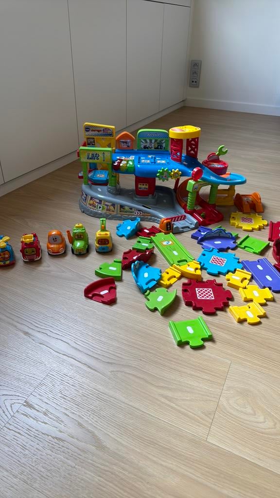 Vtech toet toet auto garage, Ophalen, Gebruikt, 2 tot 4 jaar