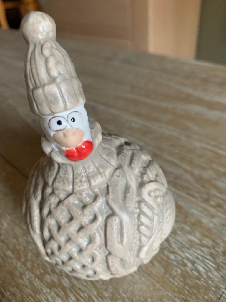 Petite poule j line décor bonnet et pull hiver, Enlèvement ou Envoi
