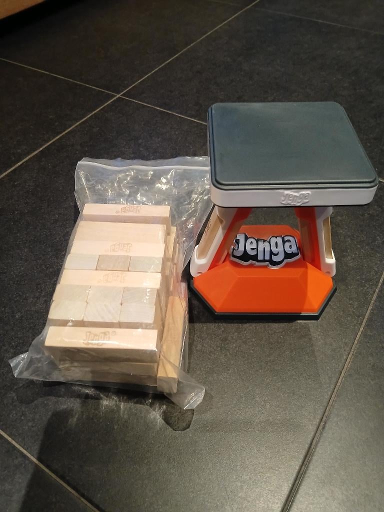 Jenga, Trois ou quatre joueurs, Enlèvement, Comme neuf