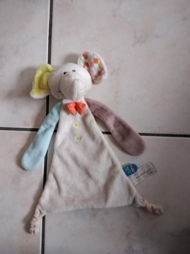 knuffeldoekje my first nici olifant (doos pam), Kinderen en Baby's, Speelgoed | Knuffels en Pluche, Ophalen of Verzenden, Nieuw