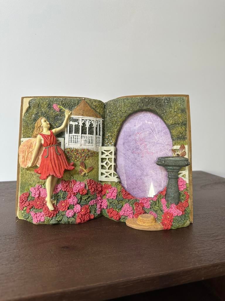 Fotolijstje staand met elfje en bloemen, Audio, Tv en Foto, Ophalen of Verzenden