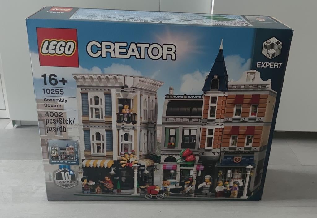 Lego Creator Assembly Square - Sealed!, Kinderen en Baby's, Speelgoed | Duplo en Lego, Ophalen of Verzenden, Nieuw, Complete set