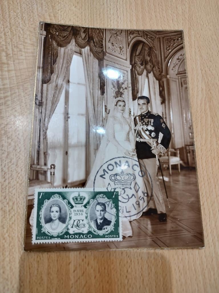 Mariage du Prince Rainier III et de la Princesse Grace, Ophalen, Zo goed als nieuw