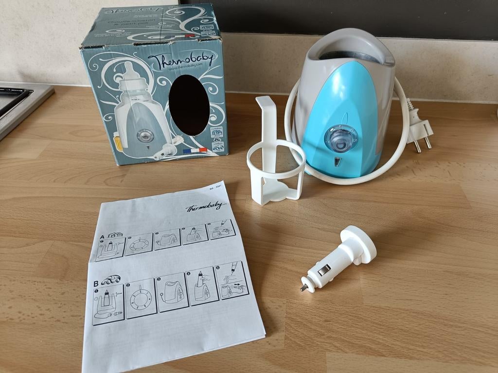 Chauffe biberon bi voltage avec adaptateur allume-cigare, Enfants & Bébés, Aliments pour bébé & Accessoires, Comme neuf, Enlèvement ou Envoi