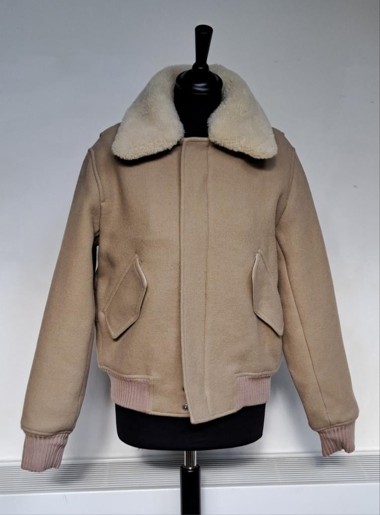 AMI. (NOUVEAU +/_ 950€)  PRIX ROND!, Enlèvement ou Envoi, Comme neuf, Taille 36 (S)