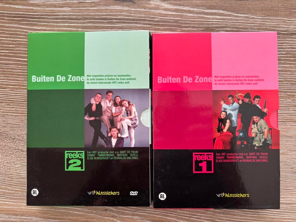Buiten de zone, Enlèvement ou Envoi, Comme neuf