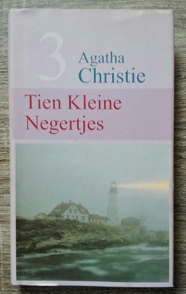BOEK - TIEN KLEINE NEGERTJES, Boeken, Ophalen of Verzenden, Zo goed als nieuw, Tv-bewerking